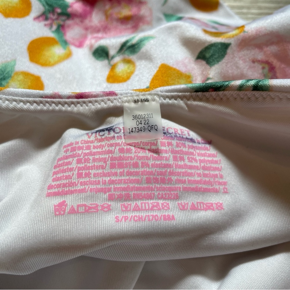 Victorias Secret Small White Floral Lemons Single Shoulder One Piece Swimsuit VS - Picture 4 of 5